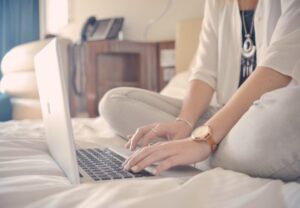 Find Your Dream Job with Top Resume Writers in Darwin!